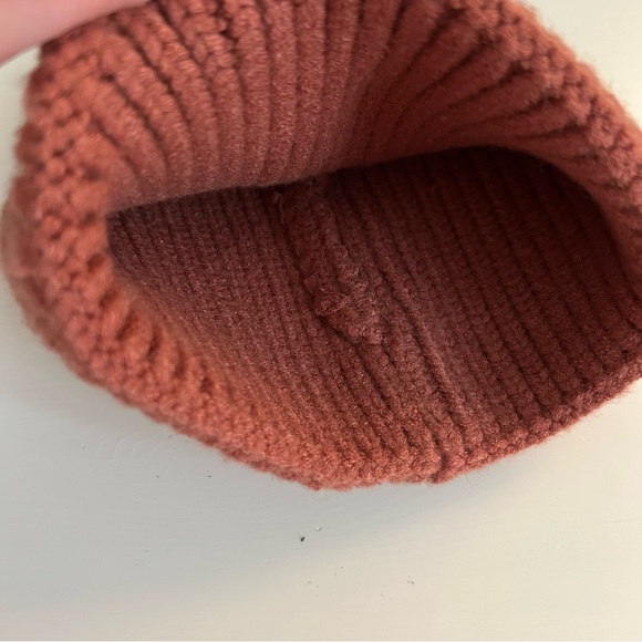 Steve Madden Beanie Orange - Picture 3 of 7